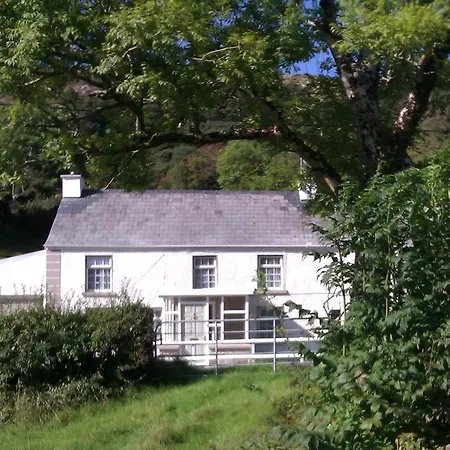 Bridge House * Glenties